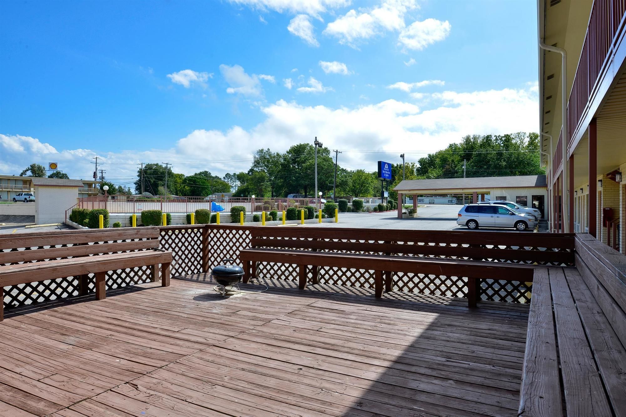 Americas Best Value Inn & Suites Russellville
