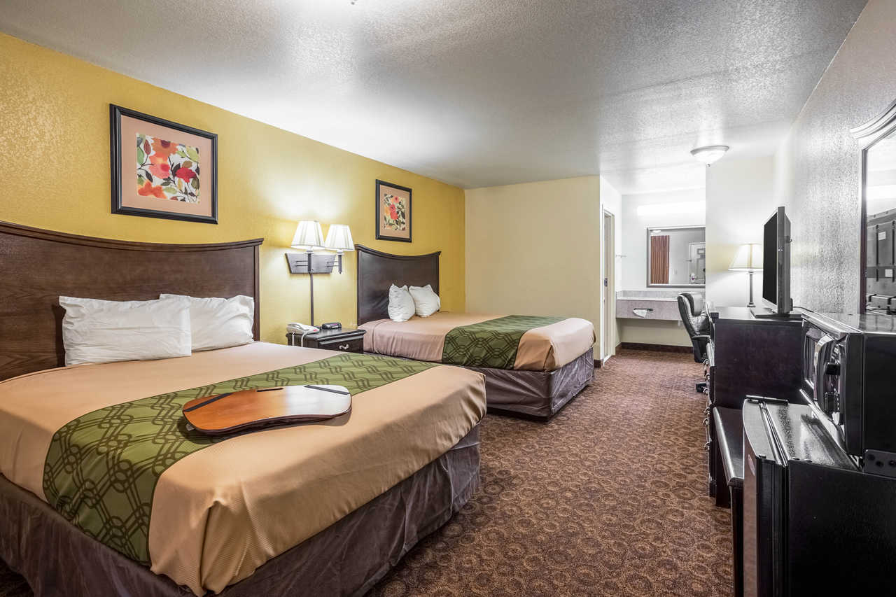 Econo Lodge  Inn & Suites Searcy