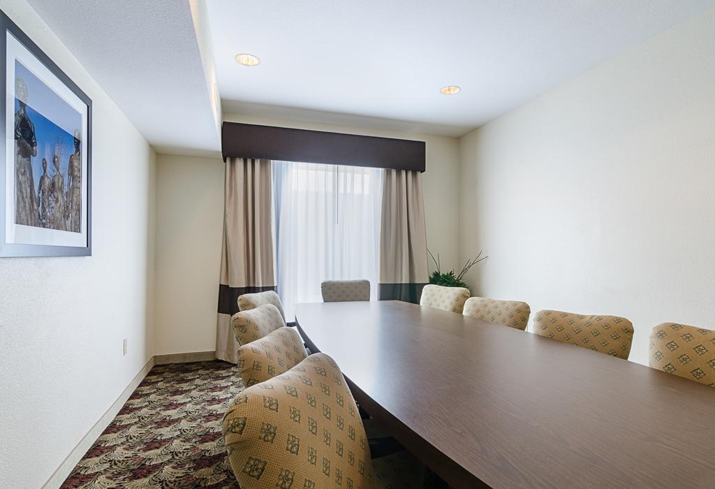 Quality Suites