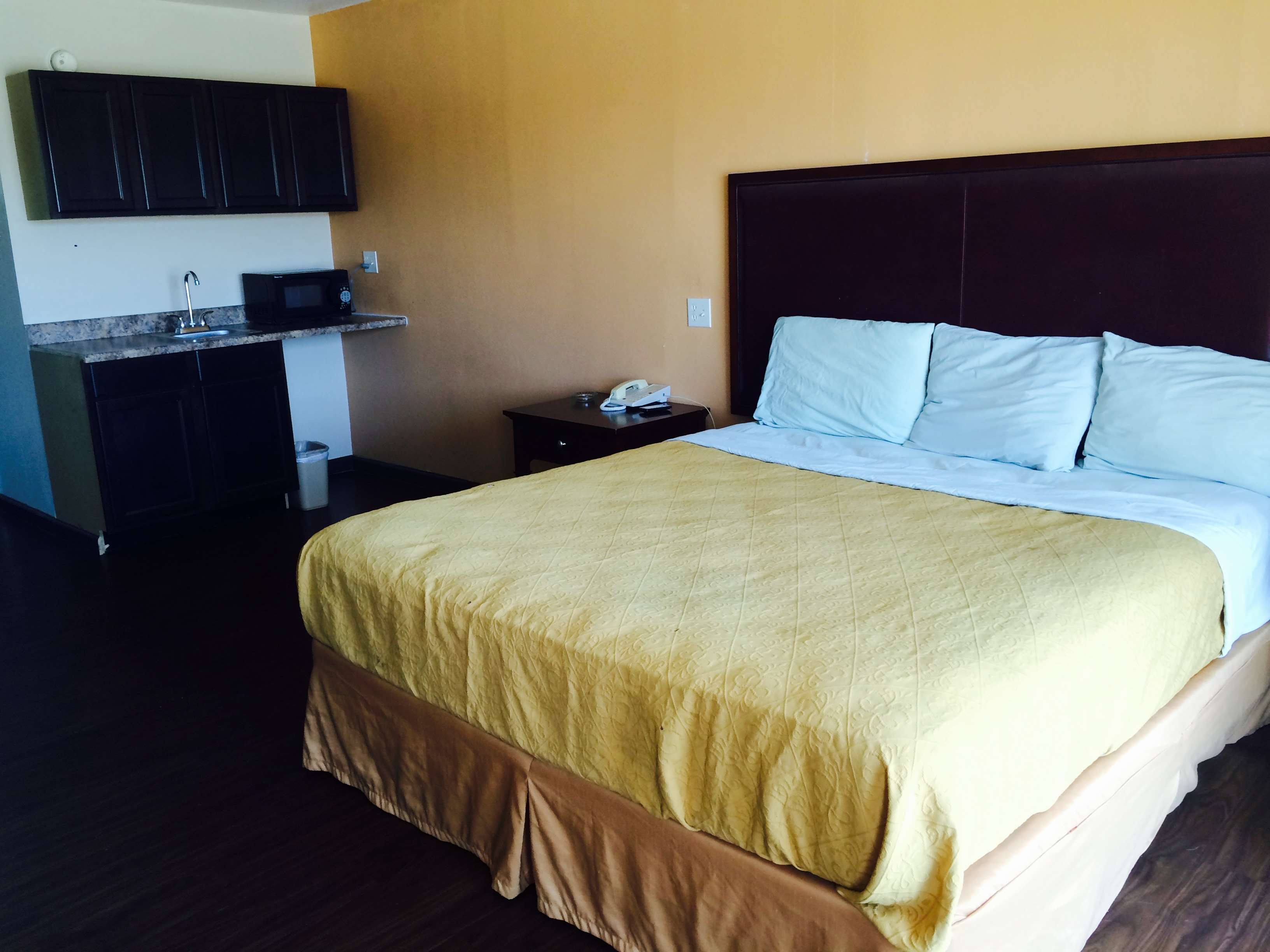 Americas Best Value Inn