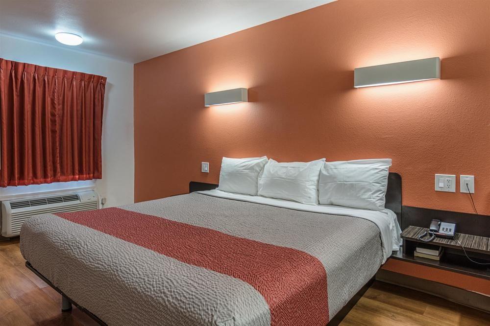 OYO Hotel Texarkana North Heights AR Hwy I-30