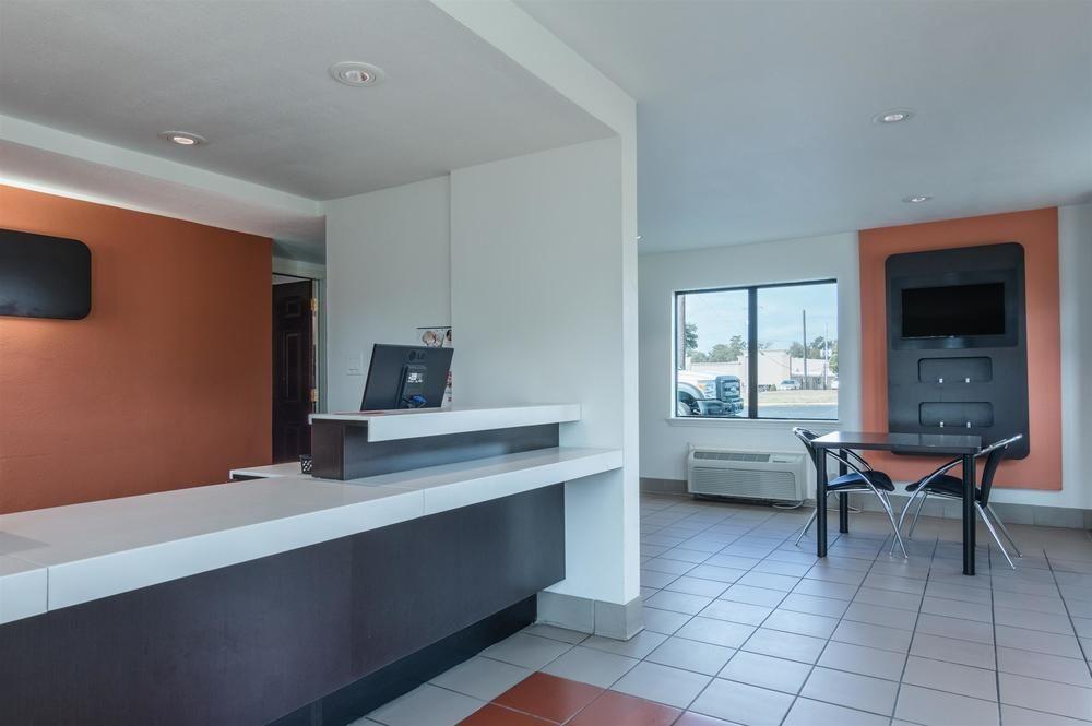 OYO Hotel Texarkana North Heights AR Hwy I-30
