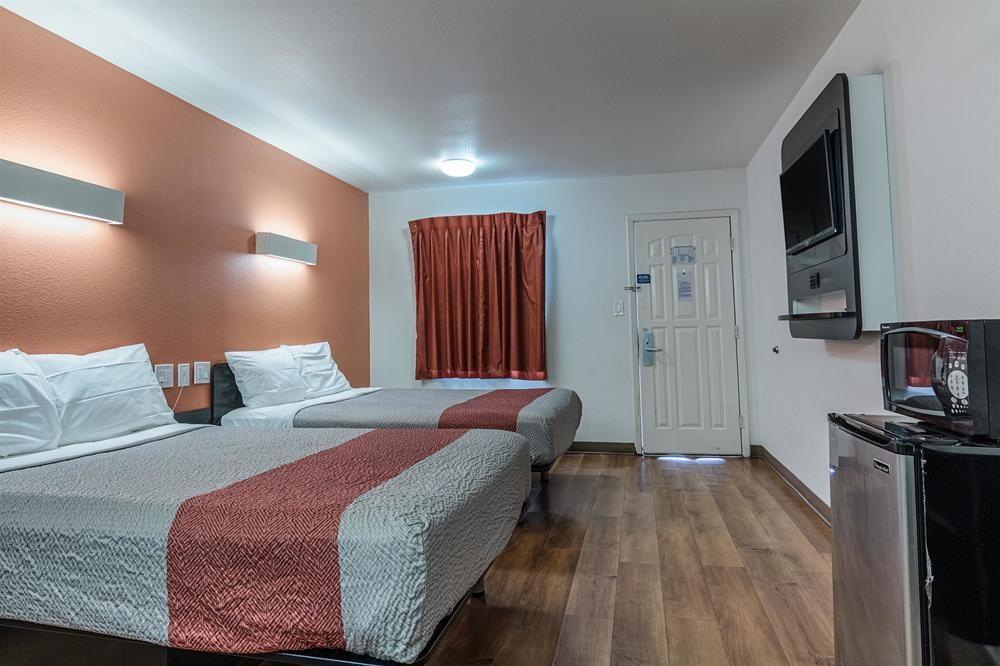OYO Hotel Texarkana North Heights AR Hwy I-30