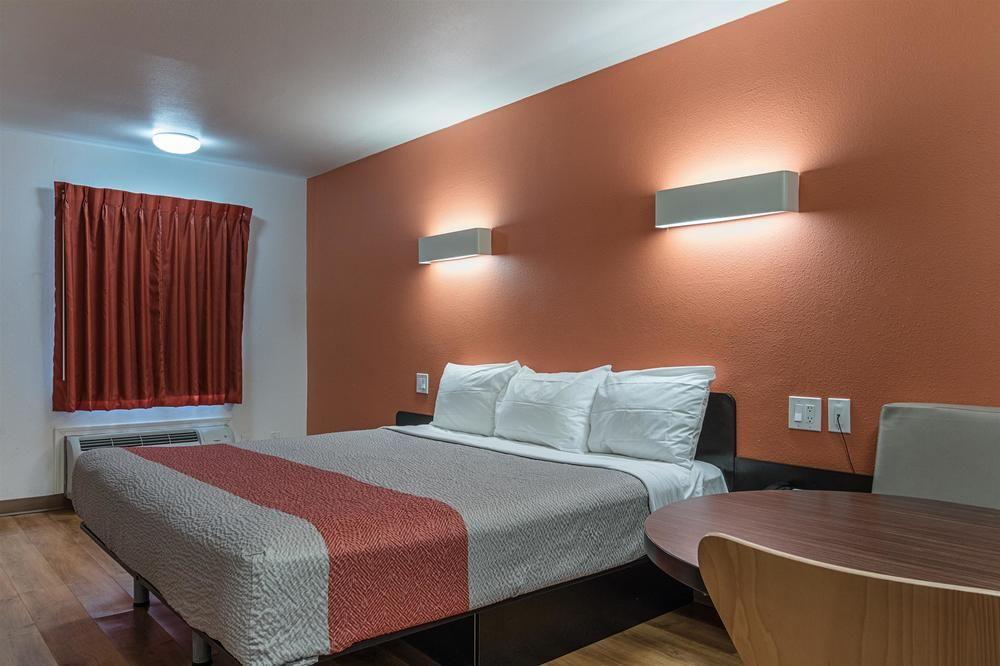 OYO Hotel Texarkana North Heights AR Hwy I-30