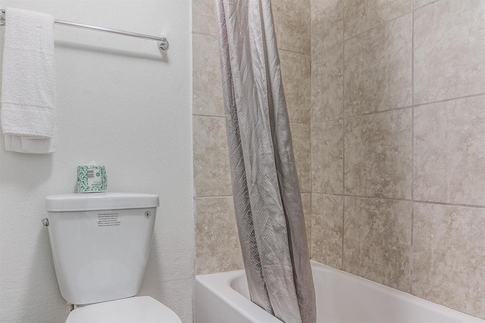 OYO Hotel Texarkana North Heights AR Hwy I-30