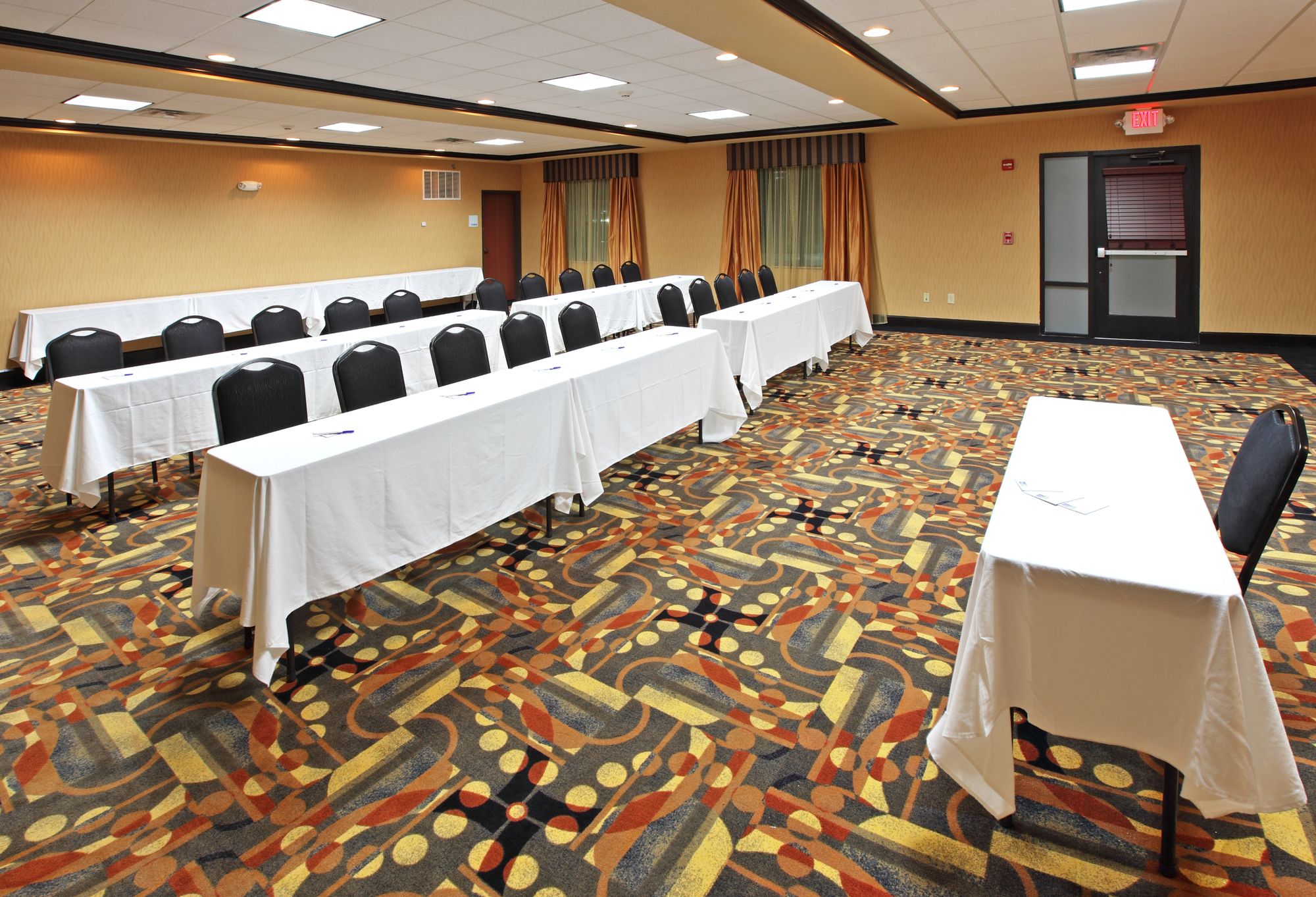 Holiday Inn Express Texarkana East