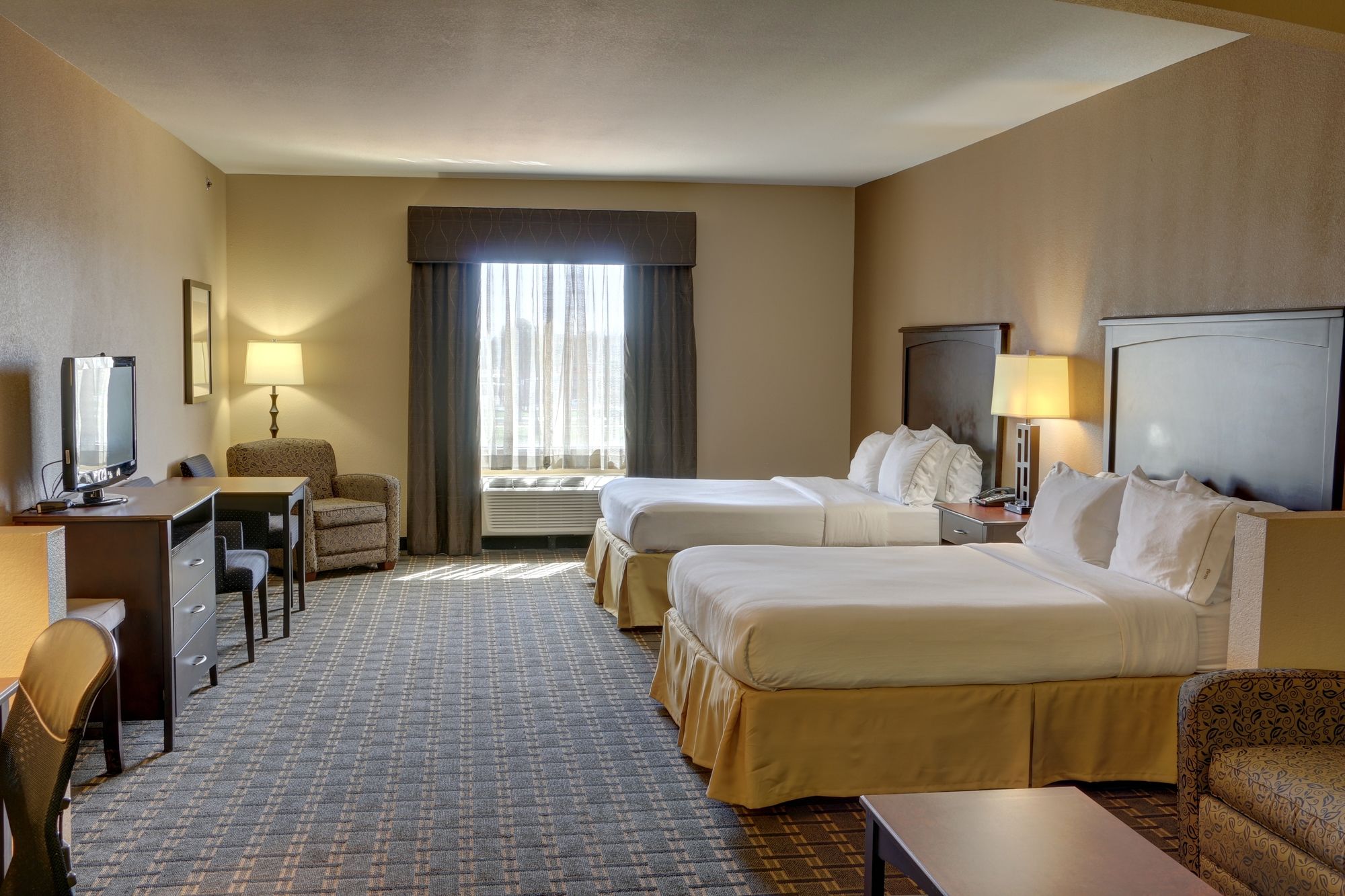 Holiday Inn Express Texarkana East