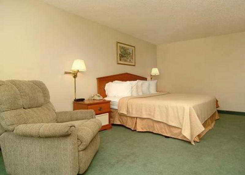 OYO Hotel Texarkana Trinity AR Hwy I-30