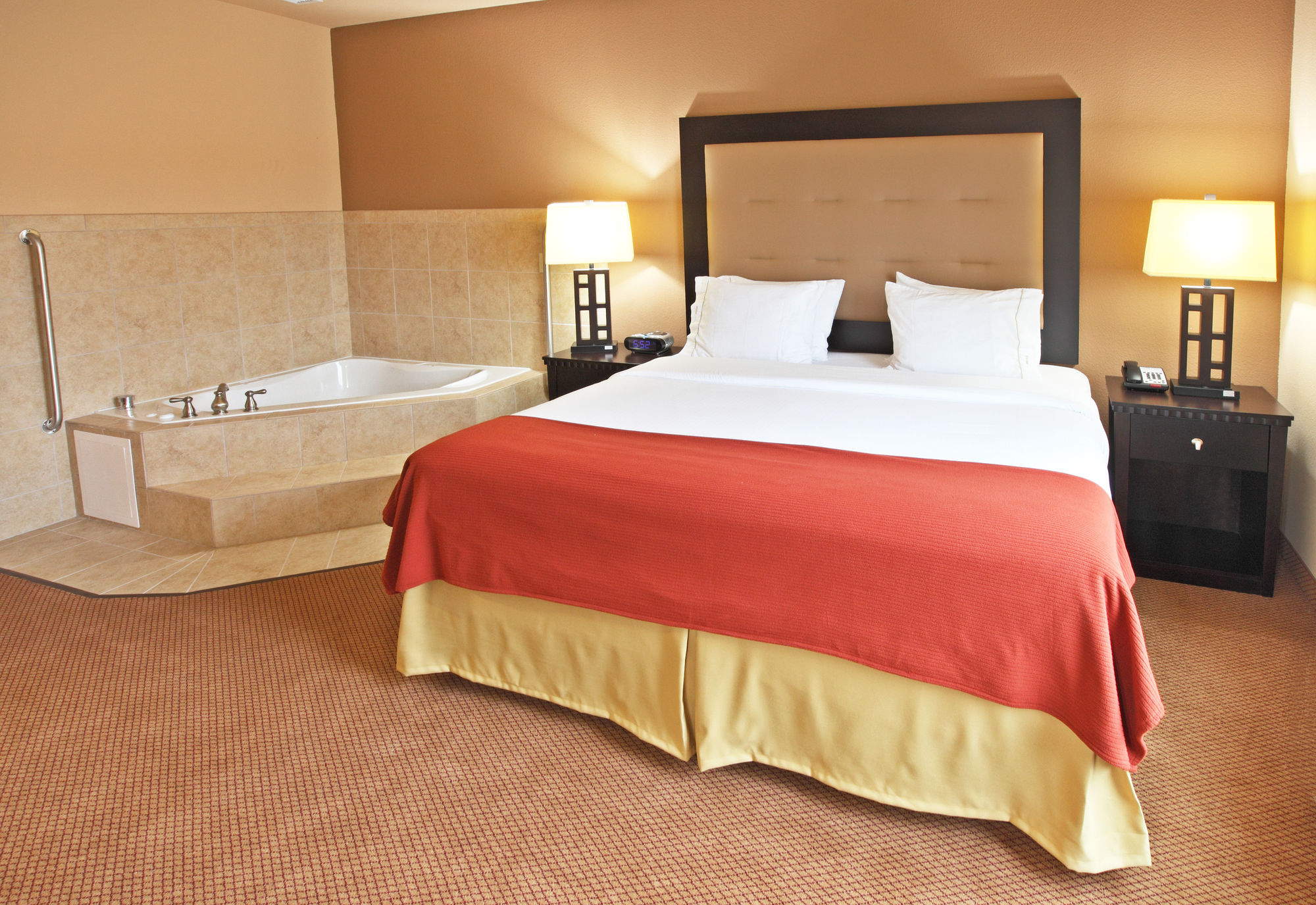 Holiday Inn Express Van Buren Fort Smith Area
