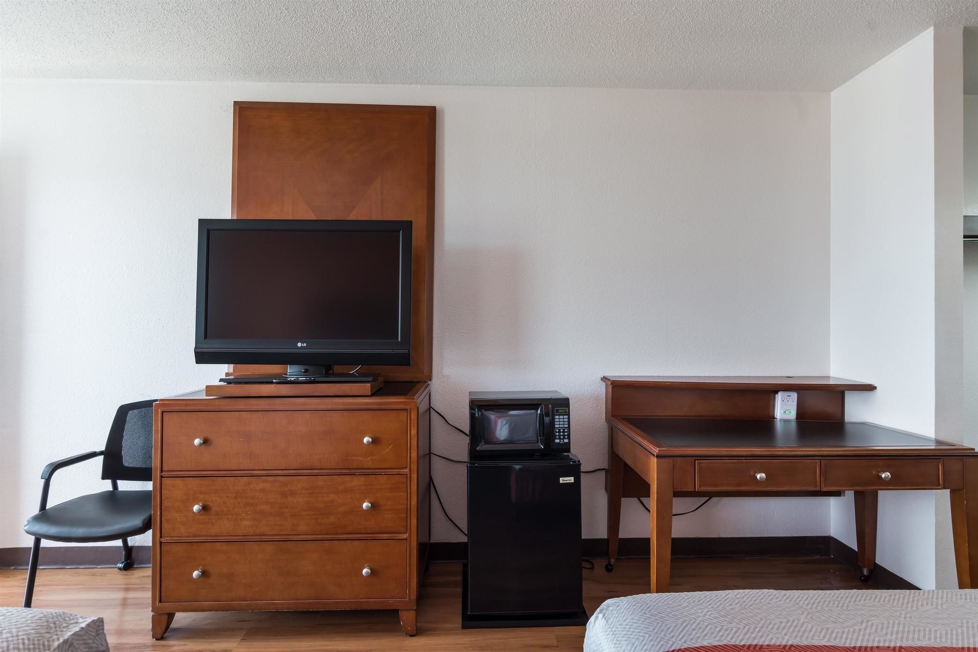 Motel 6 Van Buren