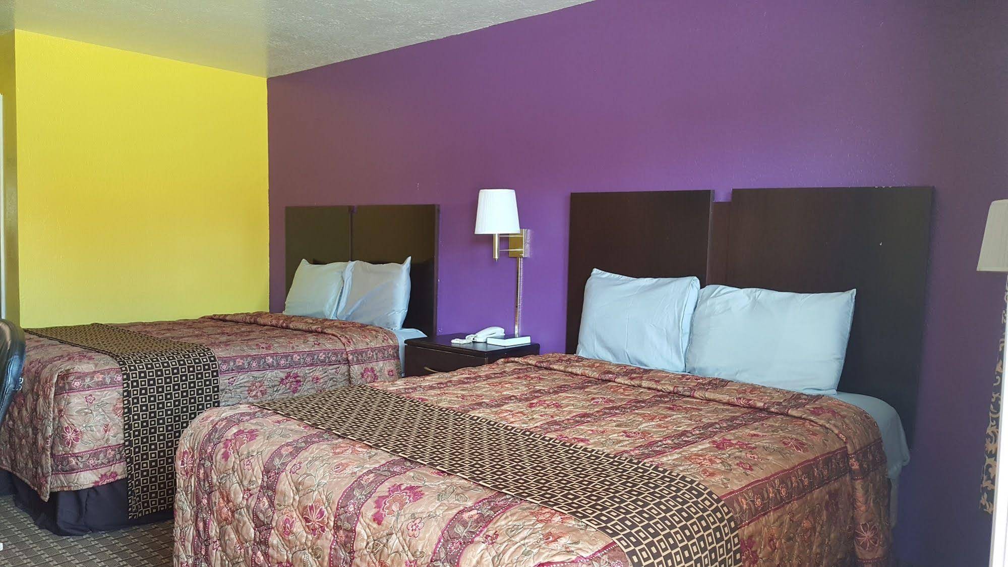 OYO Hotel Waldron AR - Hwy 71