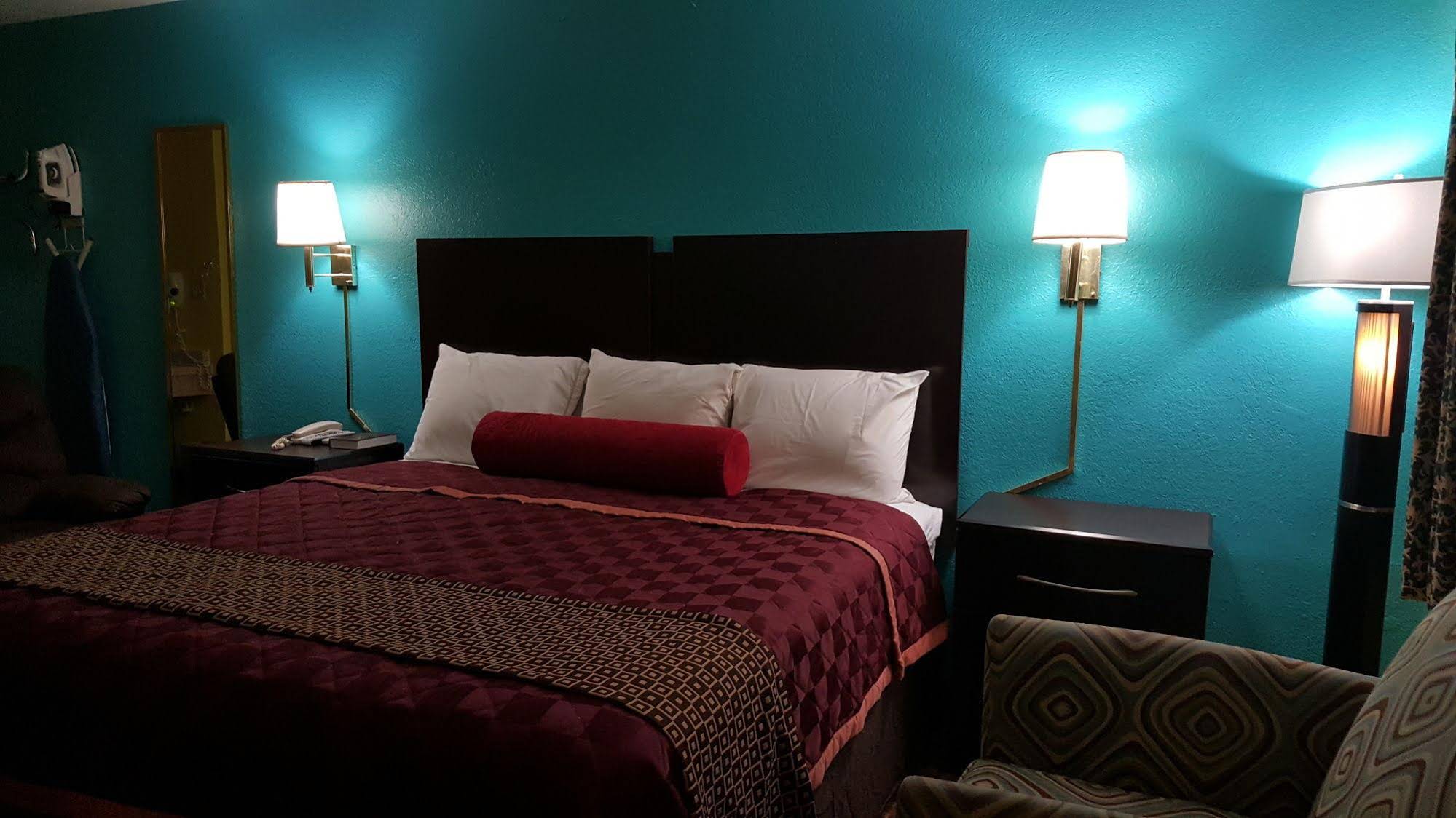 OYO Hotel Waldron AR - Hwy 71