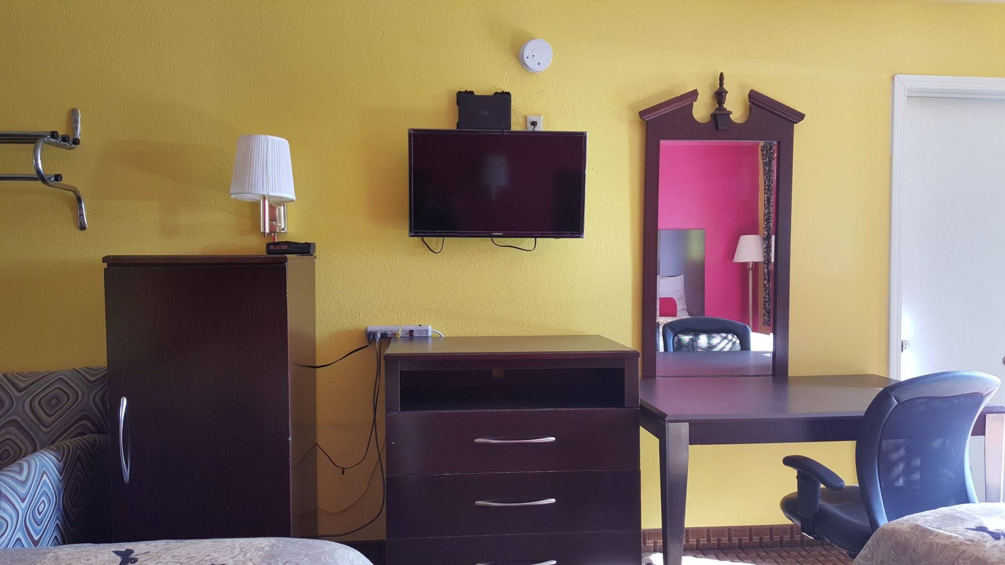 OYO Hotel Waldron AR - Hwy 71