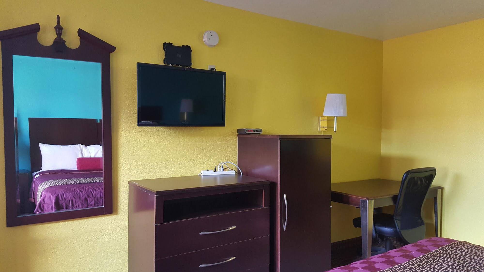 OYO Hotel Waldron AR - Hwy 71