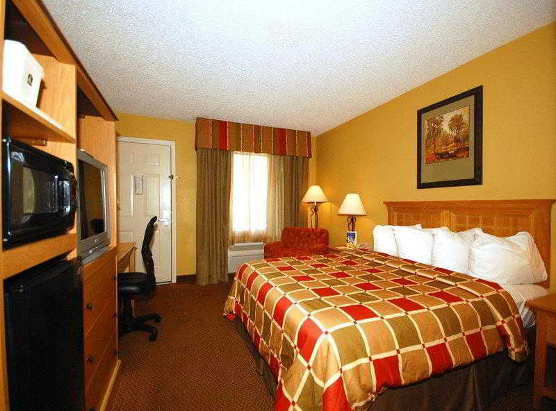 Quality Inn & Suites West Helena
