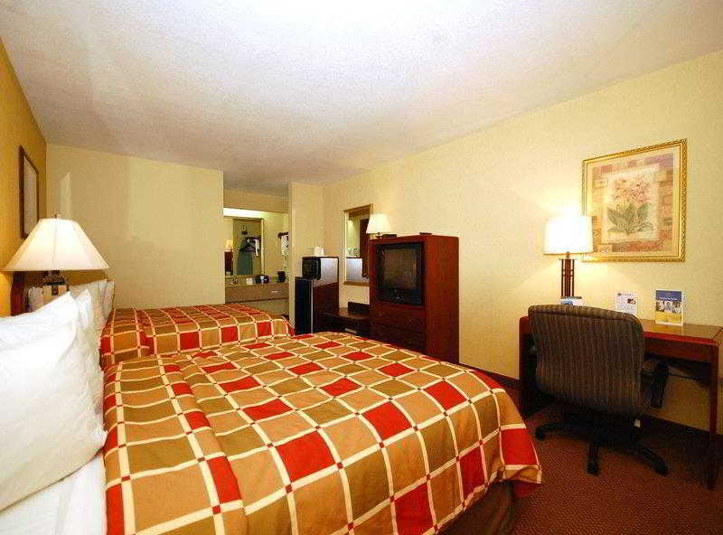 Quality Inn & Suites West Helena