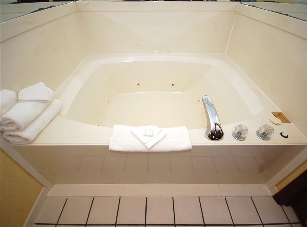 Quality Inn & Suites West Helena