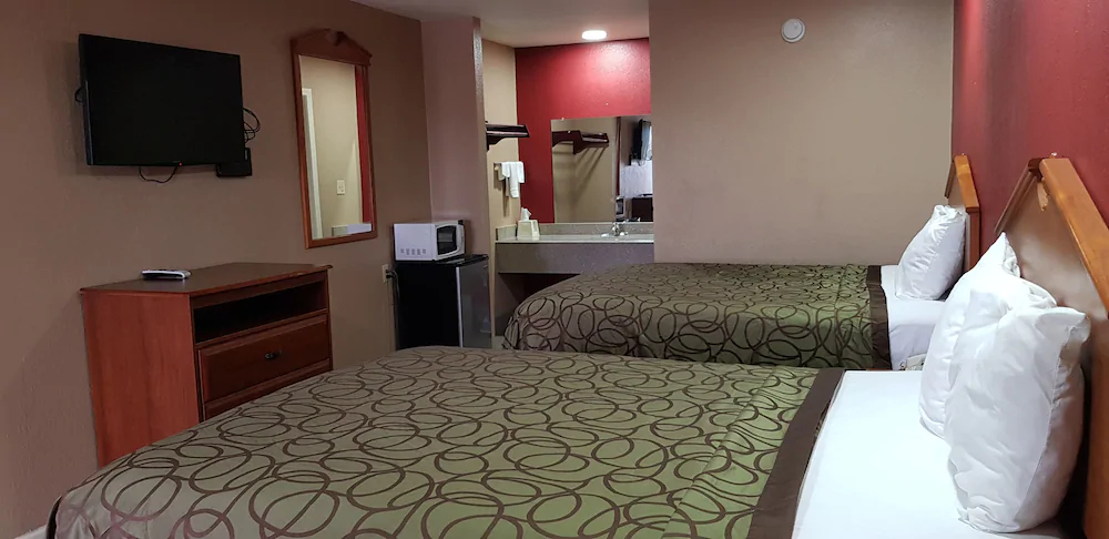 Deluxe Inn