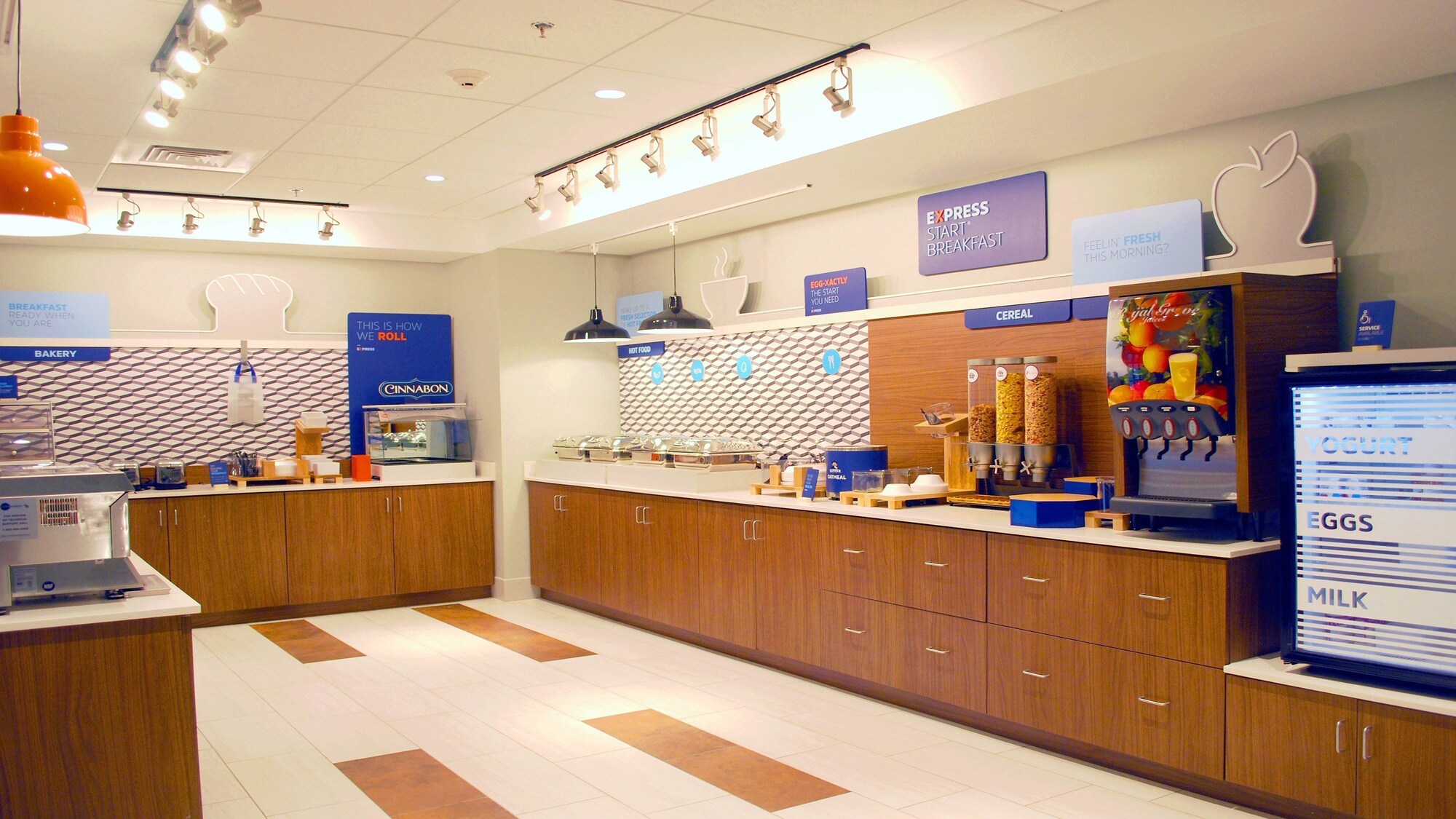 Holiday Inn Express & Suites White Hall