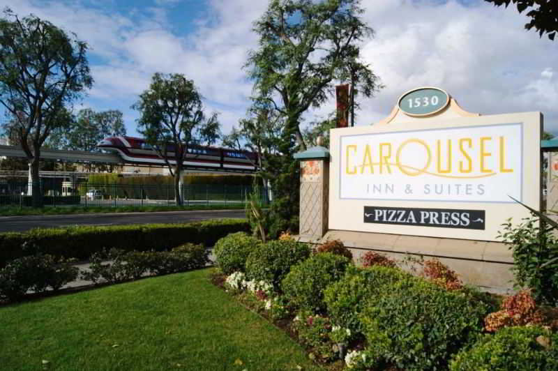 Carousel Inn & Suites