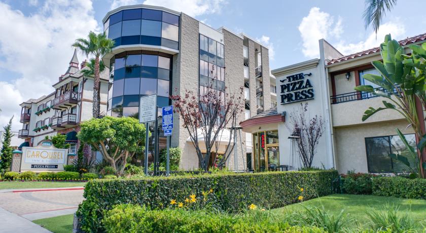 Carousel Inn & Suites