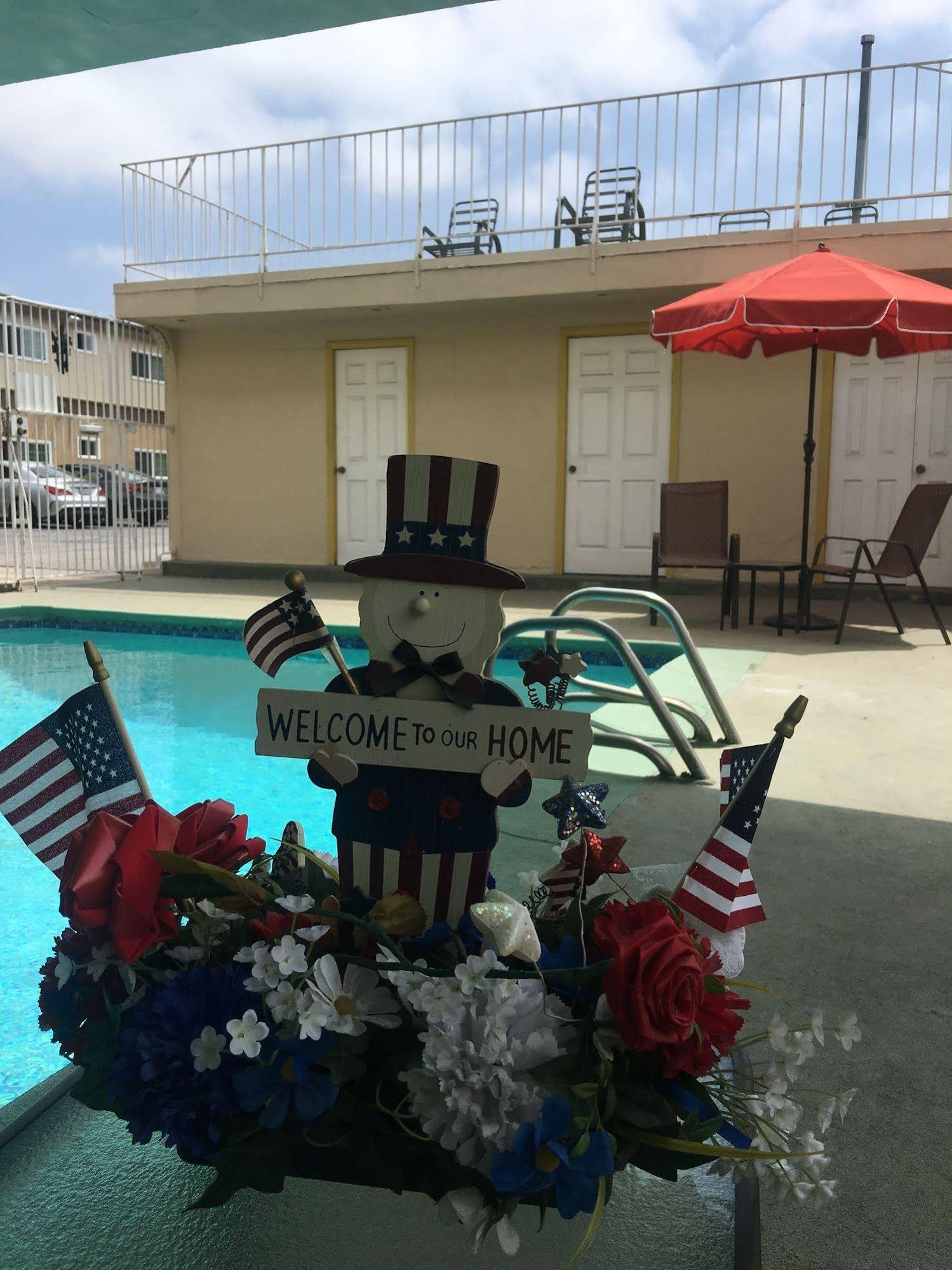 Grand Inn