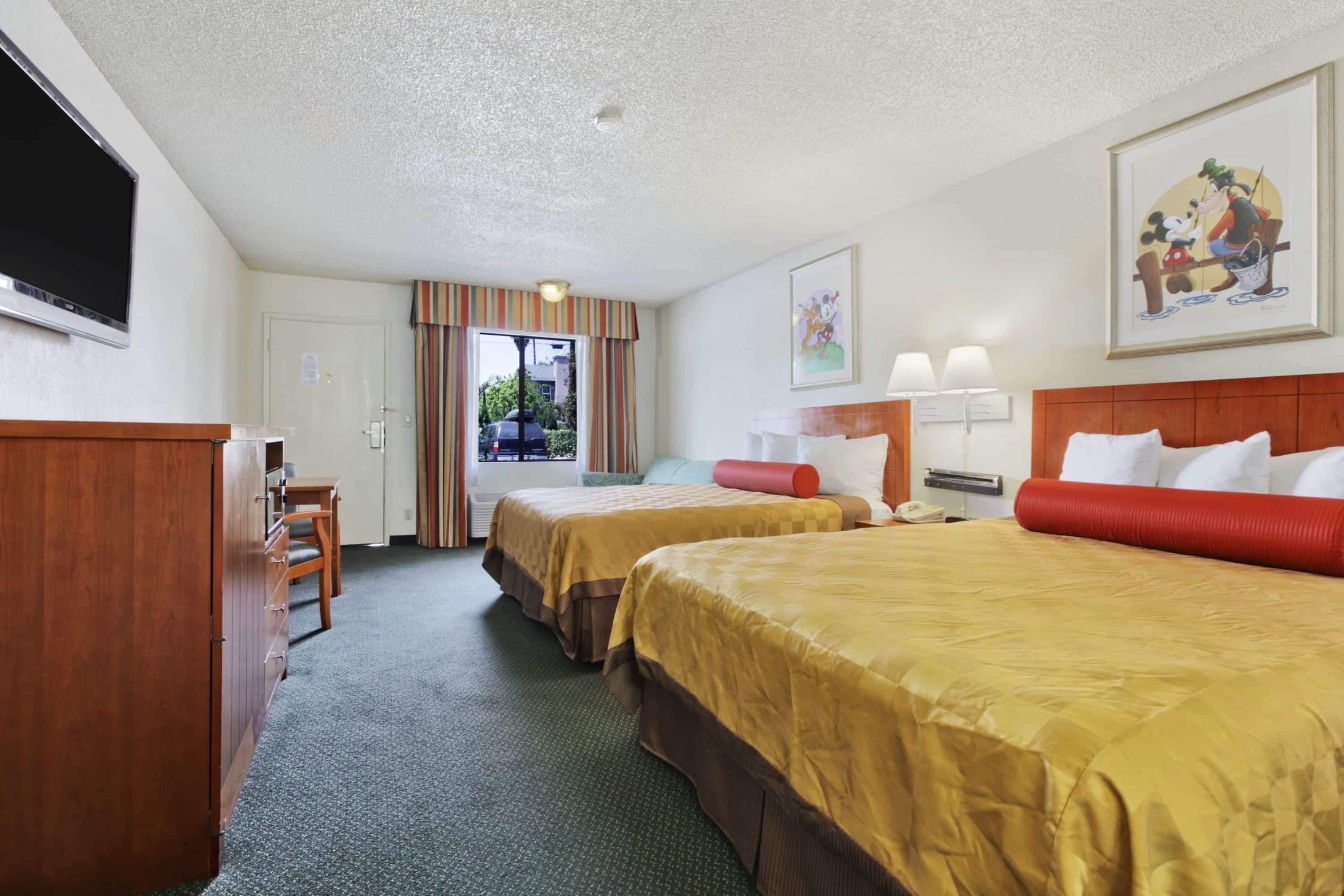 Travelodge Inn & Suites by Wyndham Anaheim on Disneyland Drive
