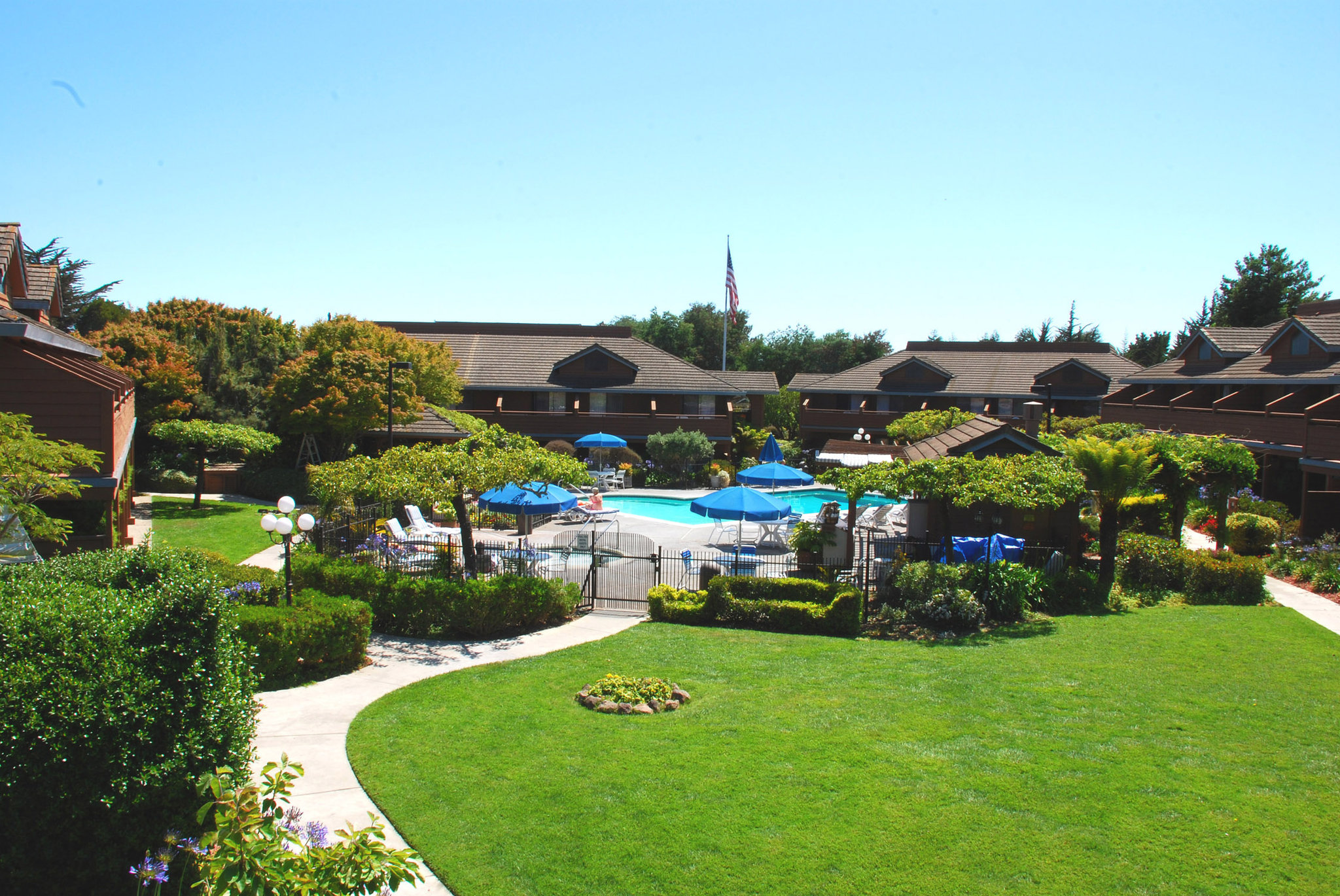 Seacliff Inn Aptos, Tapestry Collection by Hilton