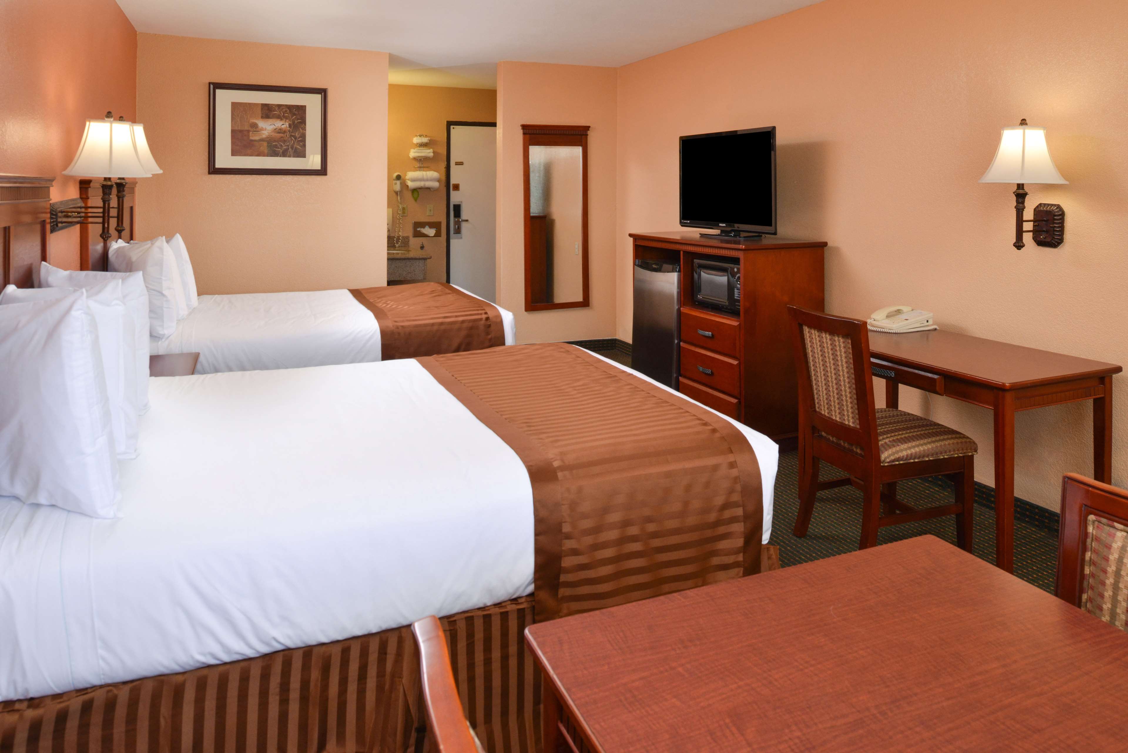 Americas Best Value Inn & Suites-East