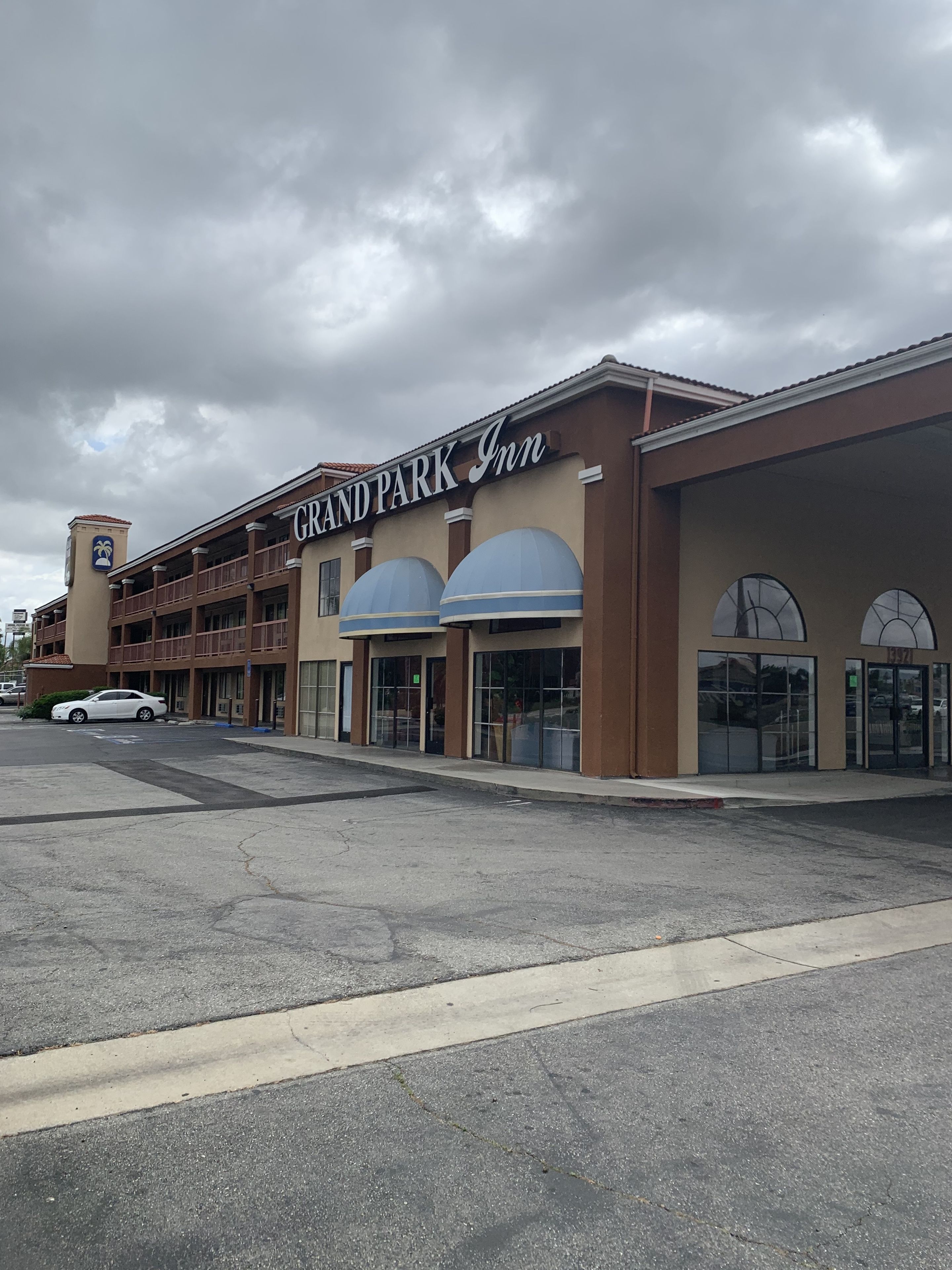 Grand Park Inn Baldwin Park