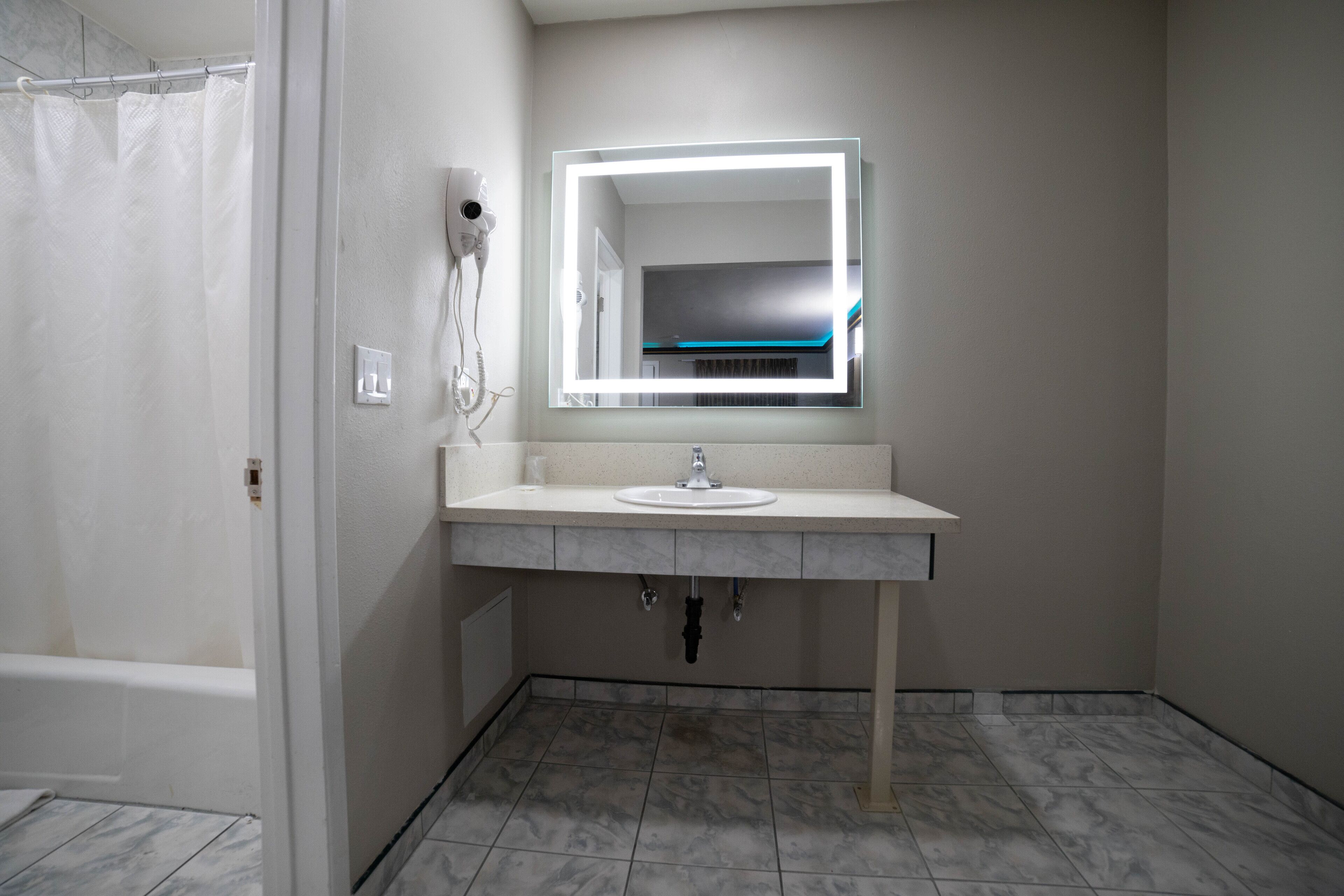 Artesia Motor Inn