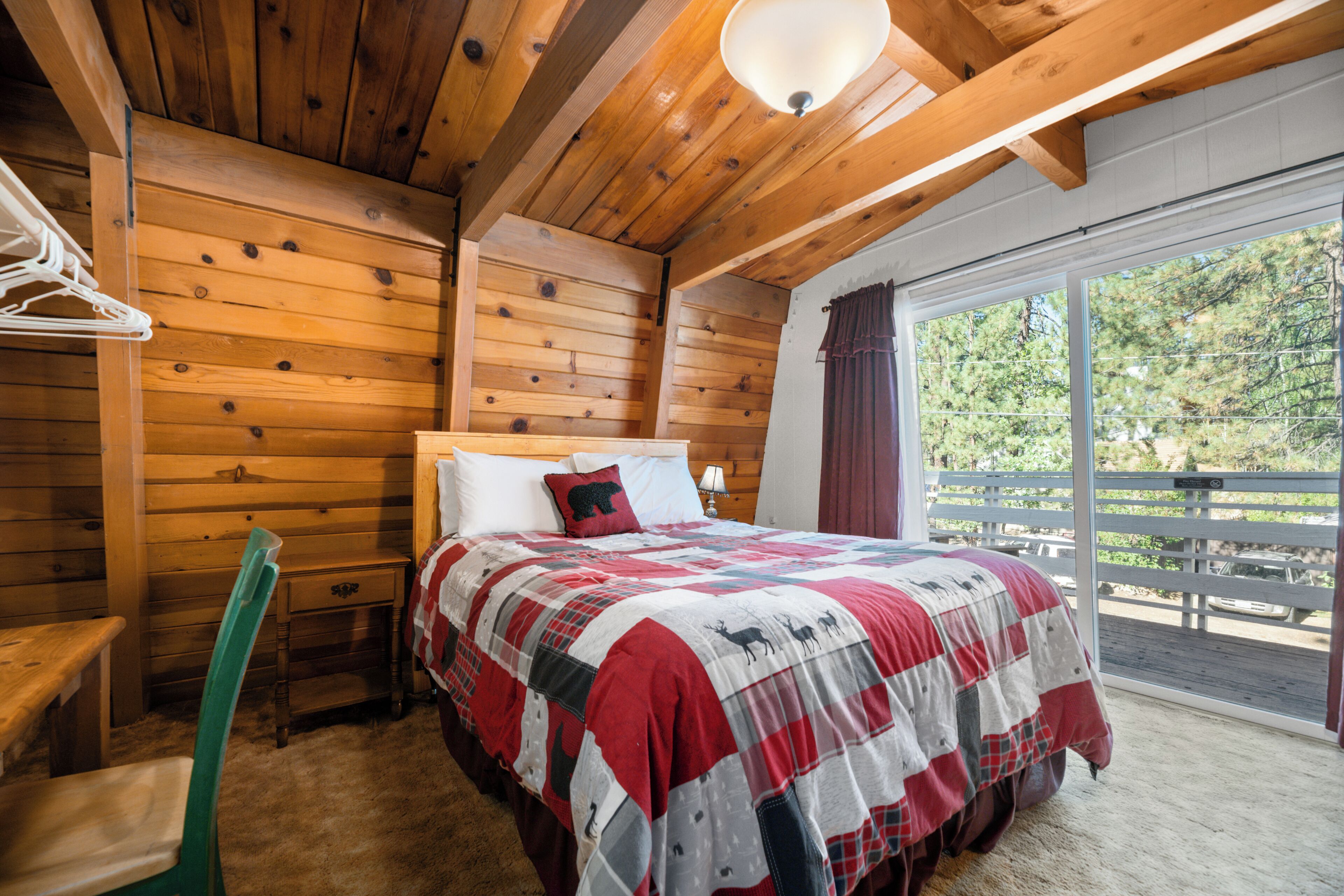 A Beary Happy Cabin
