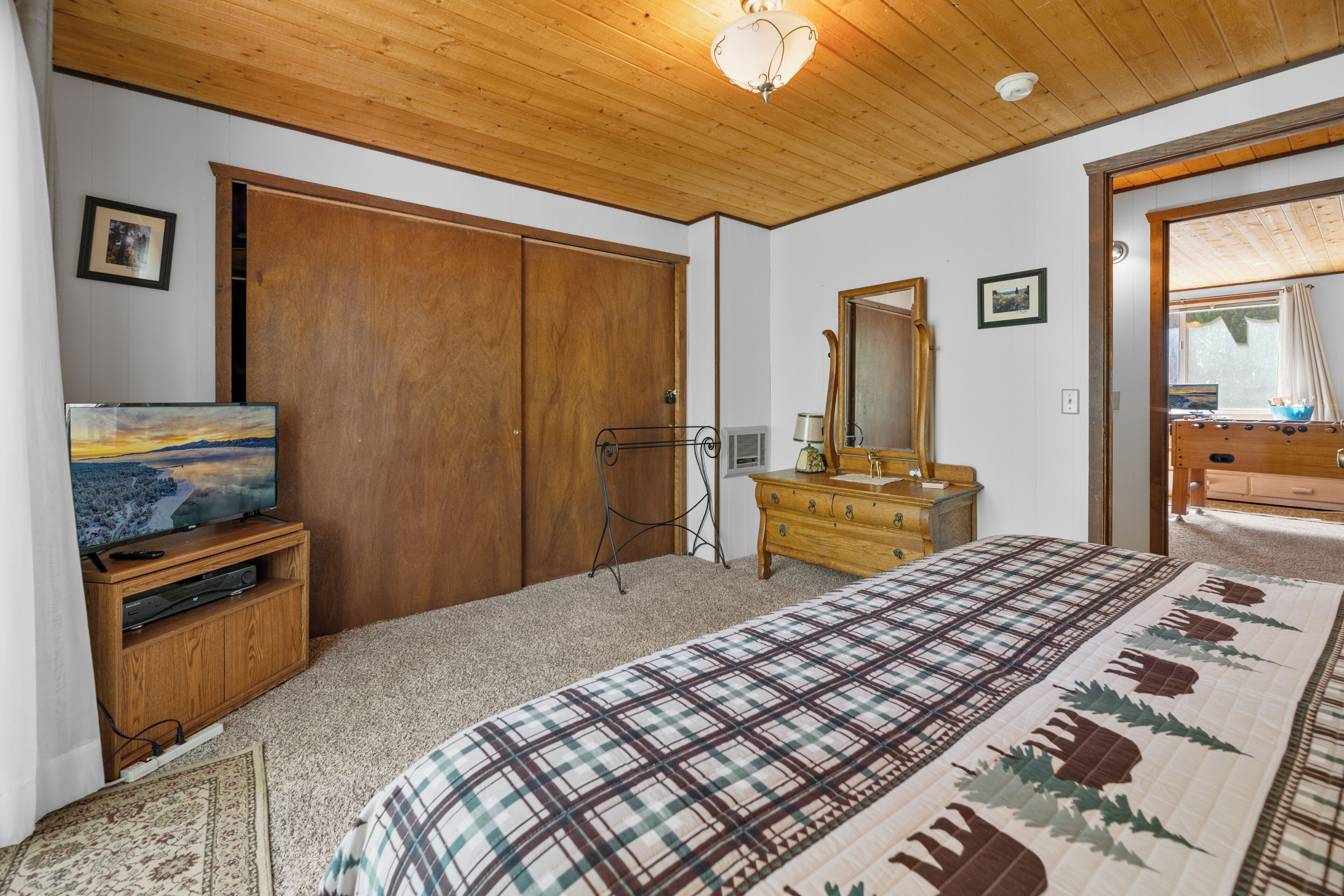 Bearfoot Cabin