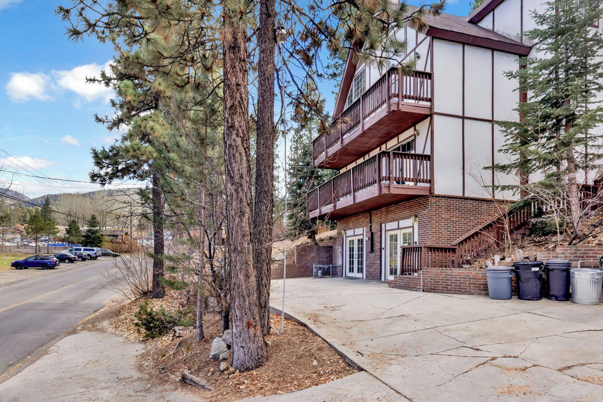 Bear Mountain Chalet by Big Bear Vacations
