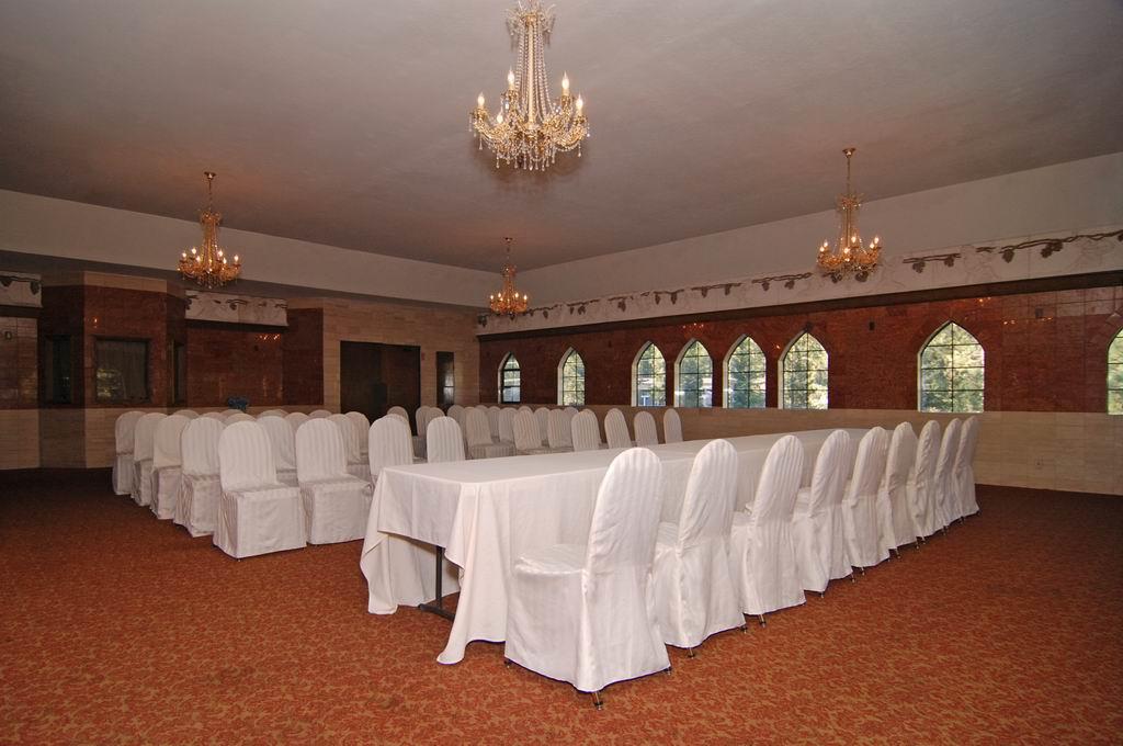 Chateau Big Bear Boutique Hotel, BW Signature Collection