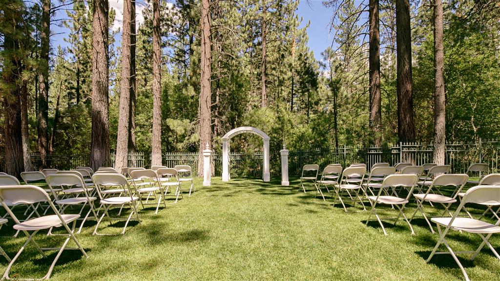 Chateau Big Bear Boutique Hotel, BW Signature Collection