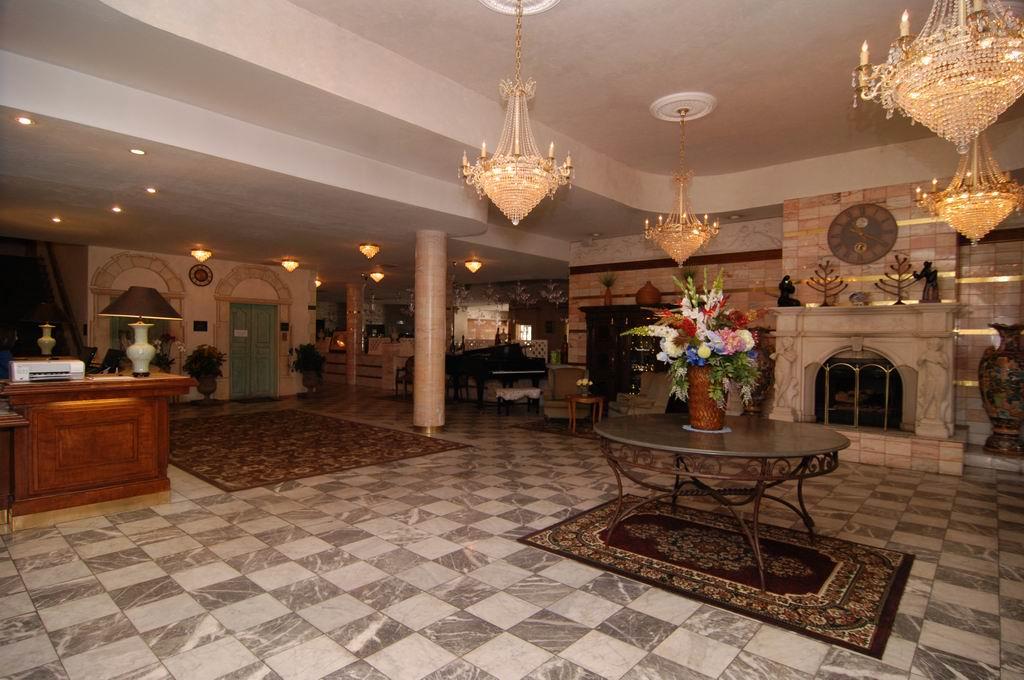 Chateau Big Bear Boutique Hotel, BW Signature Collection