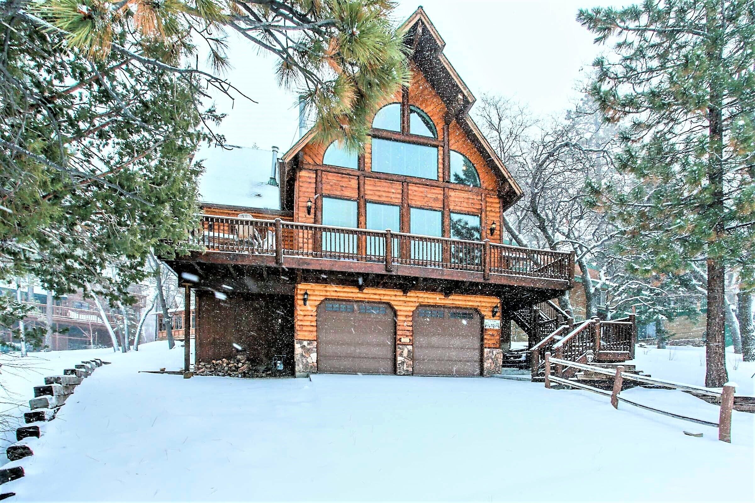 Black Diamond Chalet by Big Bear Vacations