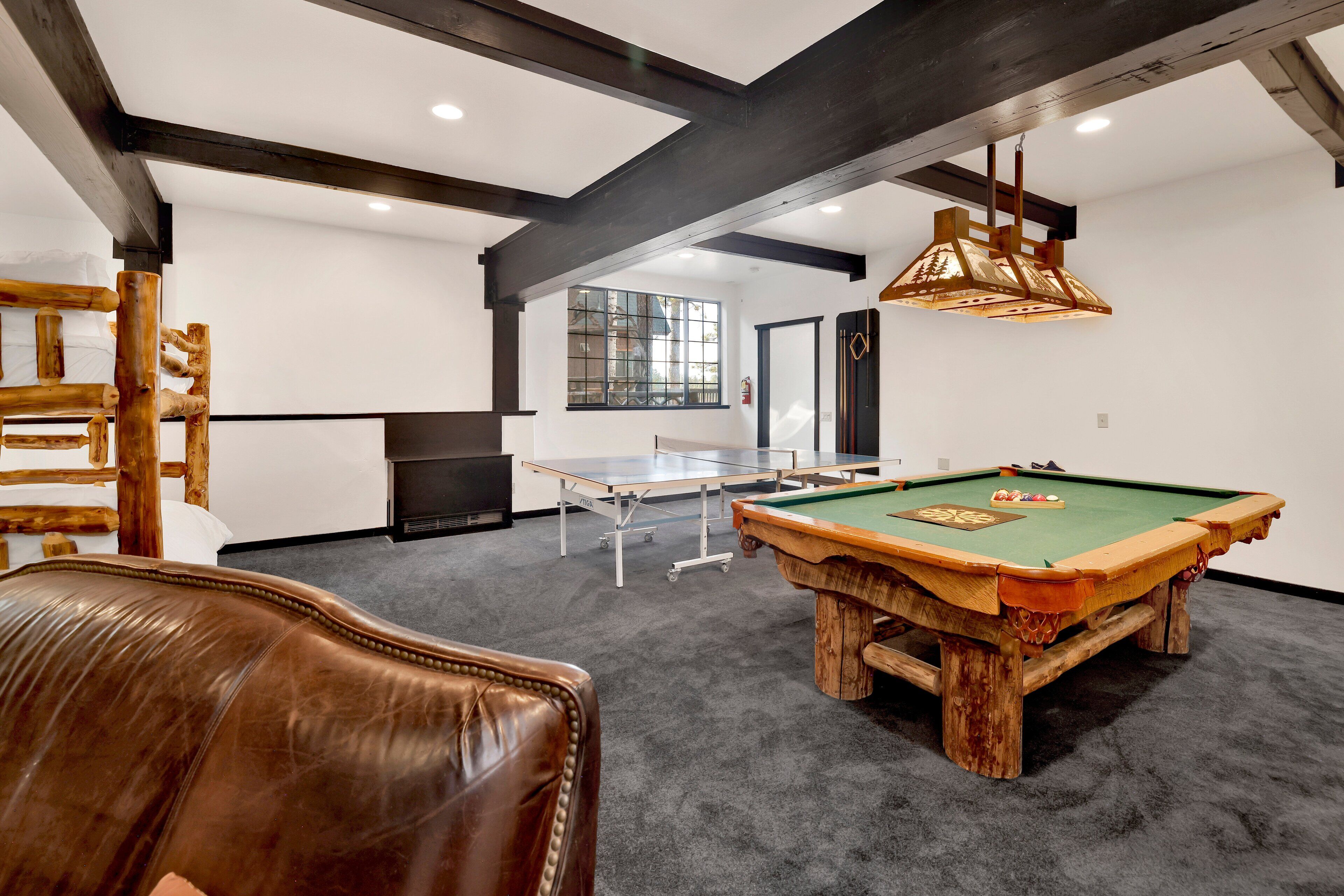Black Diamond Chalet by Big Bear Vacations