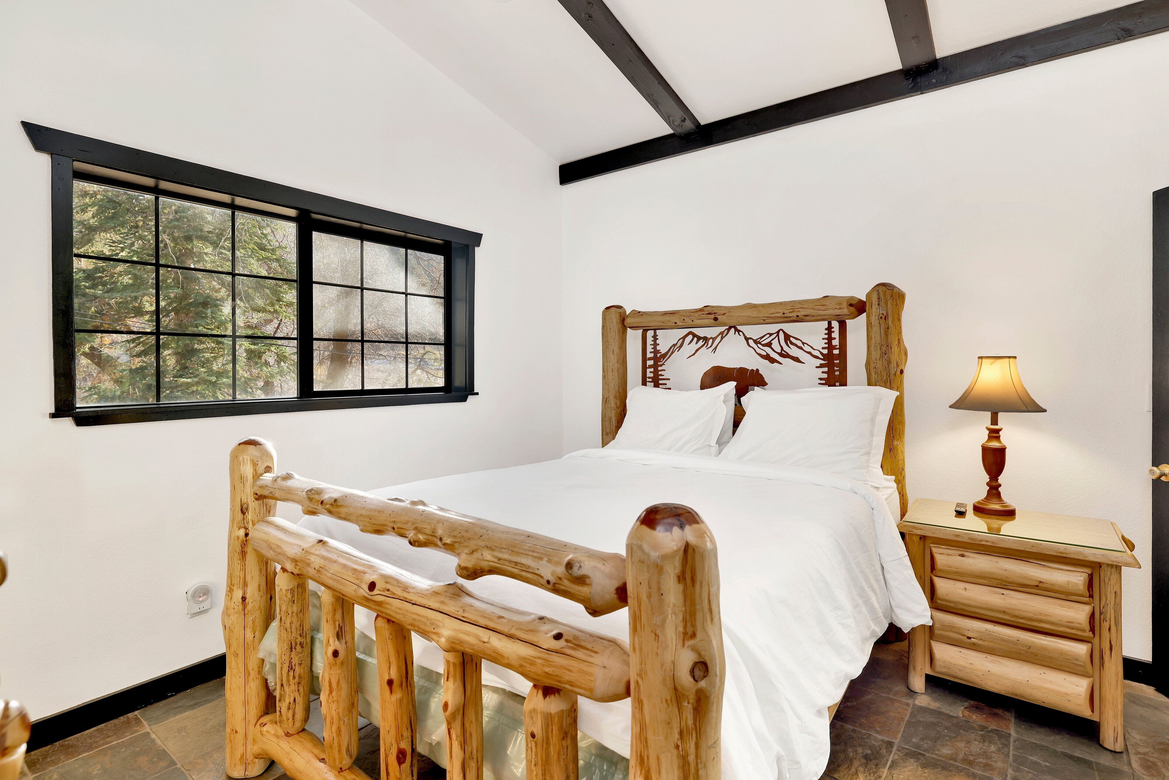 Black Diamond Chalet by Big Bear Vacations
