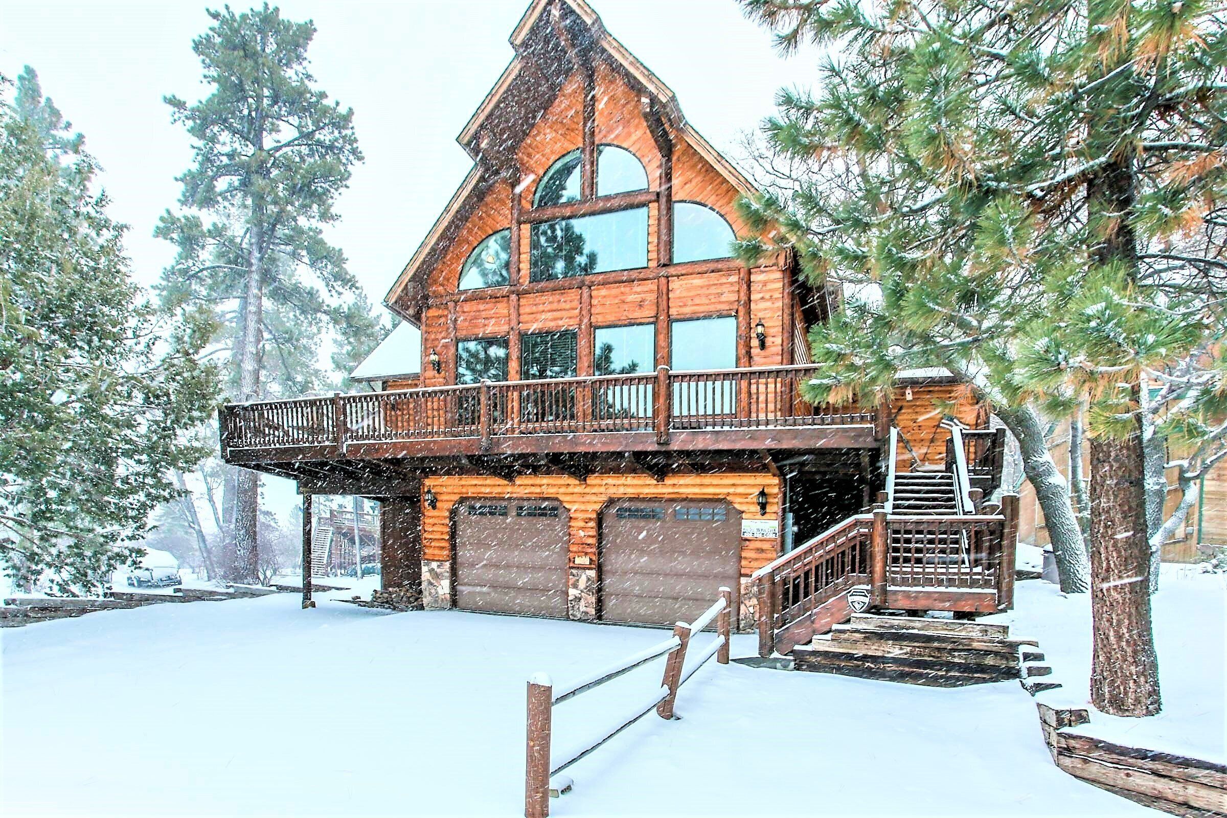Black Diamond Chalet by Big Bear Vacations