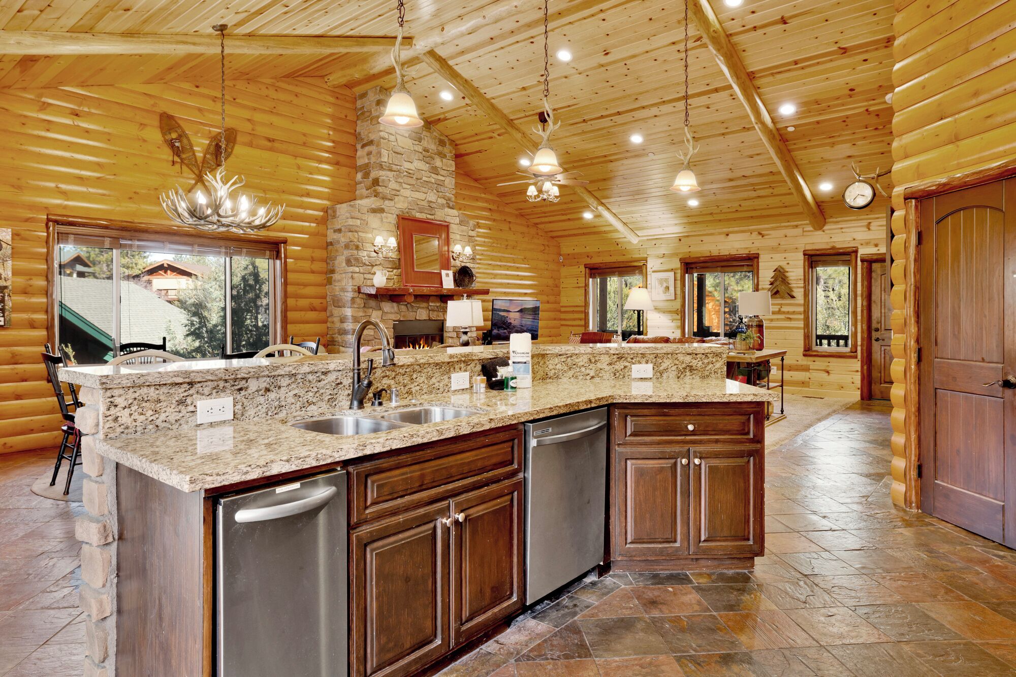 Cornerstone Lodge by Big Bear Vacations