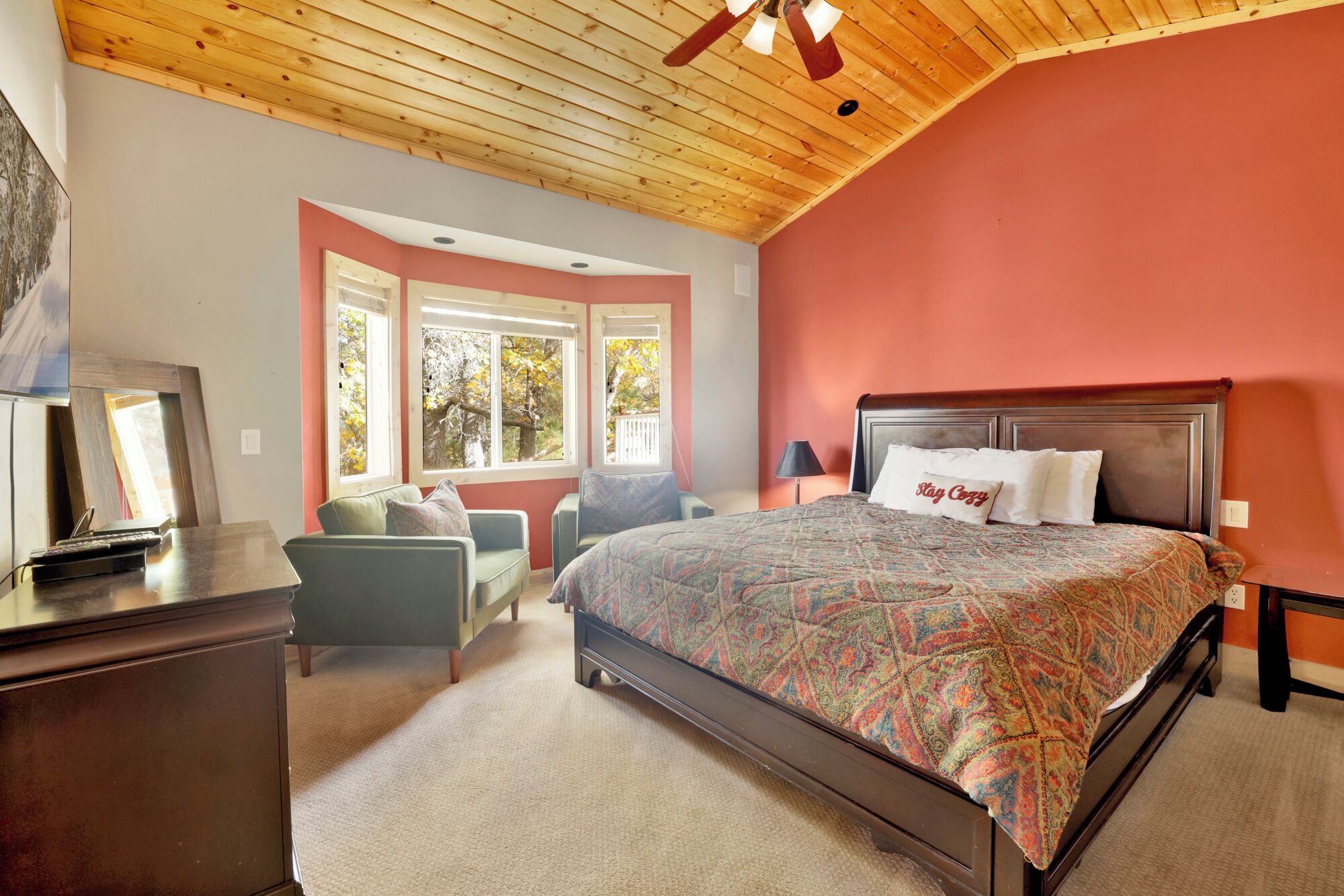 Grand Forest Lodge by Big Bear Vacation