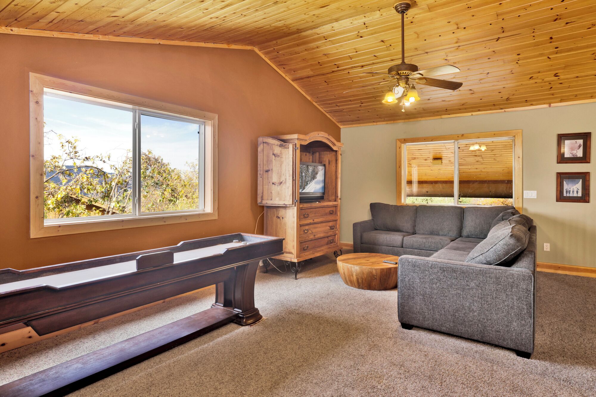 Grand Forest Lodge by Big Bear Vacation