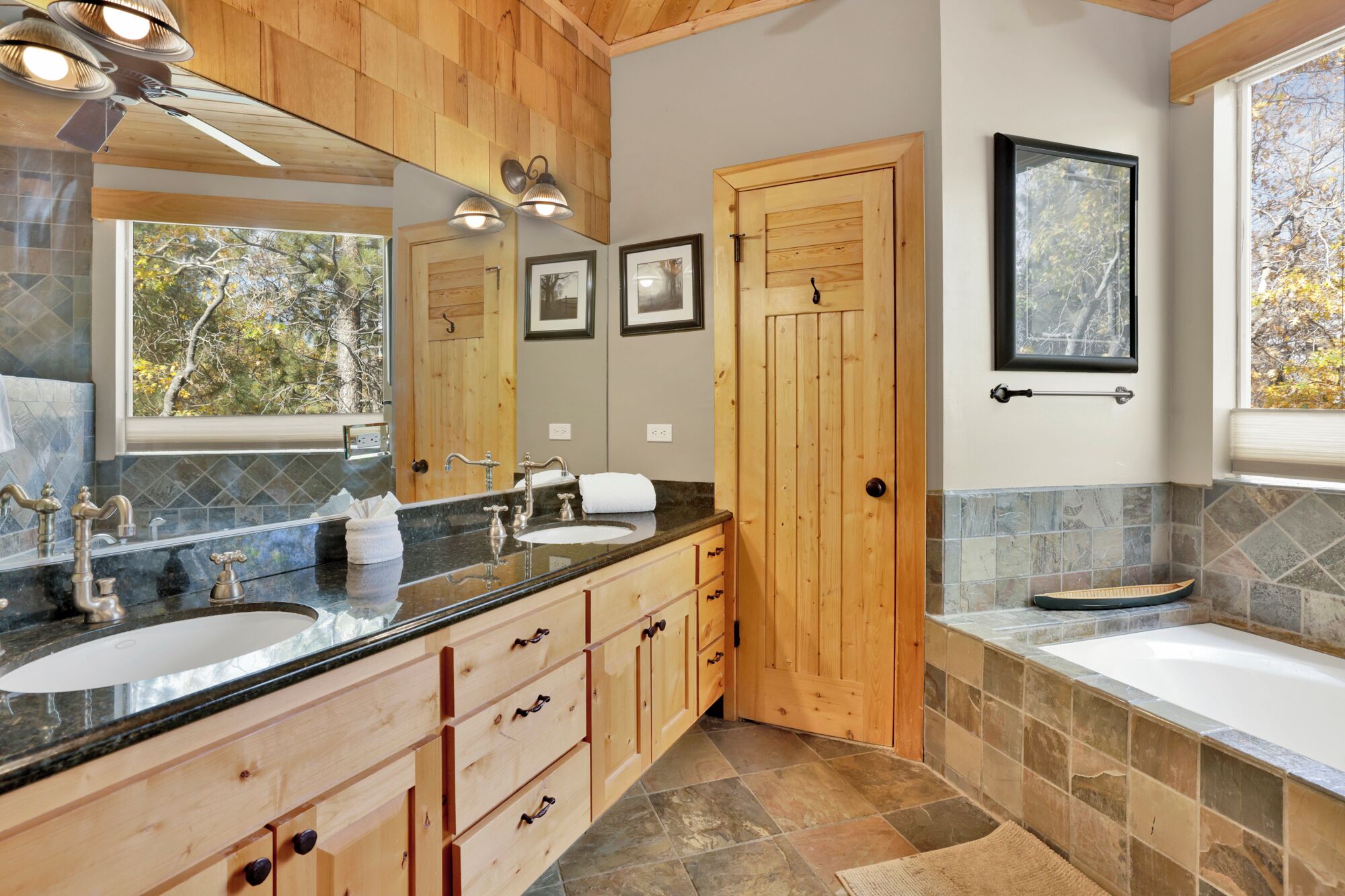 Grand Forest Lodge by Big Bear Vacation