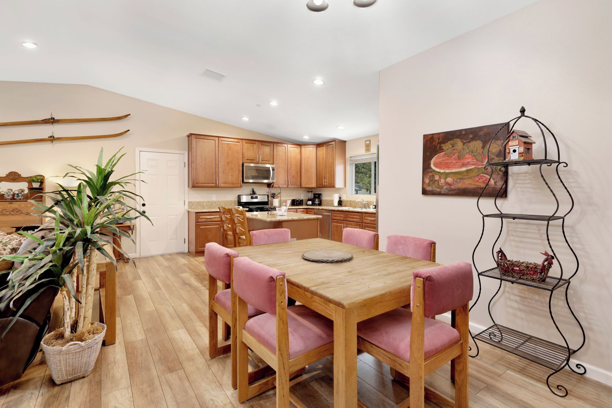 Kitkats Hideaway by Big Bear Vacations
