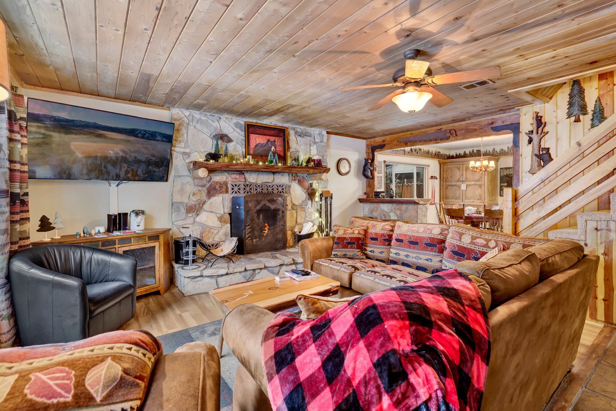 Knotty Bear by Big Bear Vacations