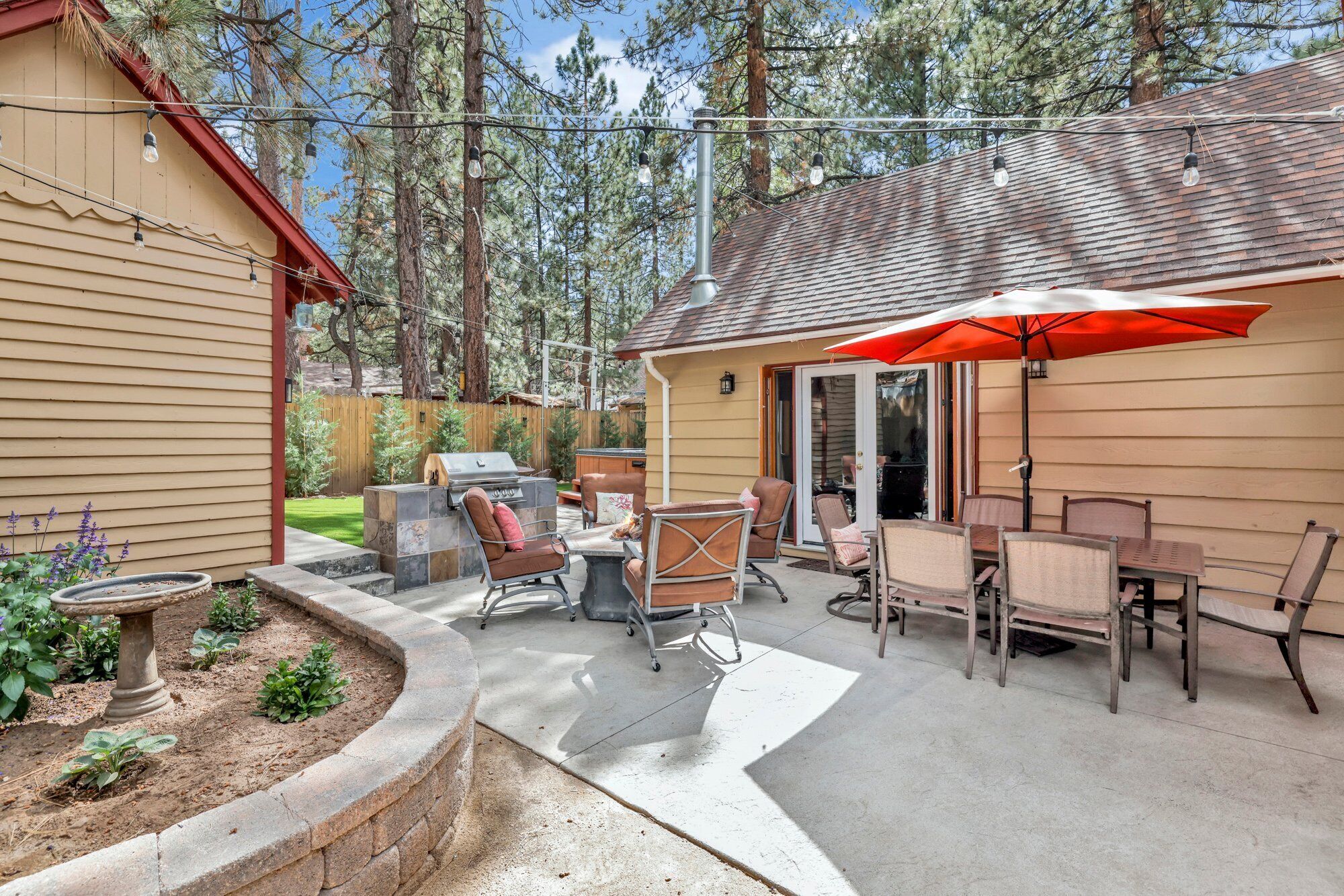 Knotty Bear by Big Bear Vacations