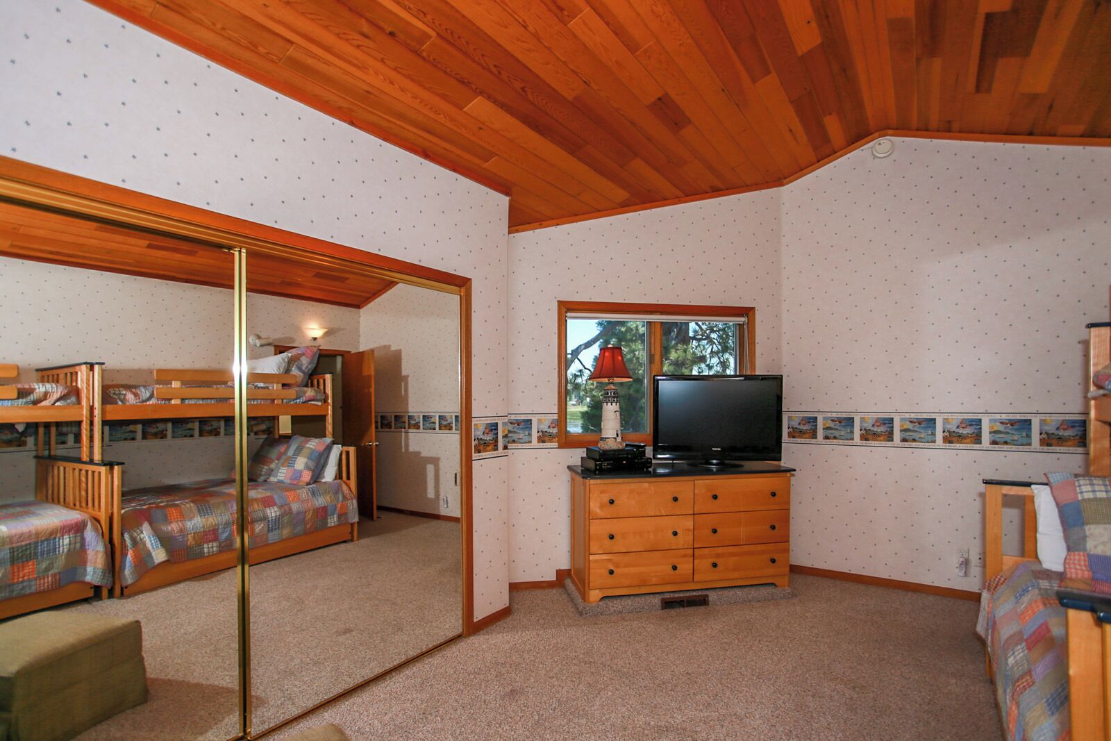 Lakeside Memories by Big Bear Vacations
