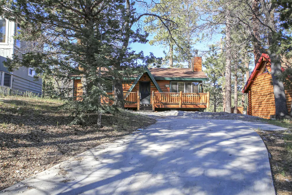 Moonridge Cabin With A View